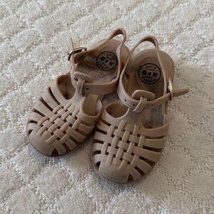 Kids Tan Jelly Sandals with snap Closure